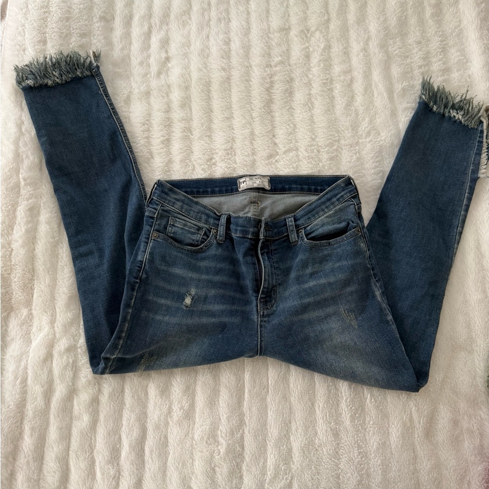 Free people denim jeans with fringe size W29